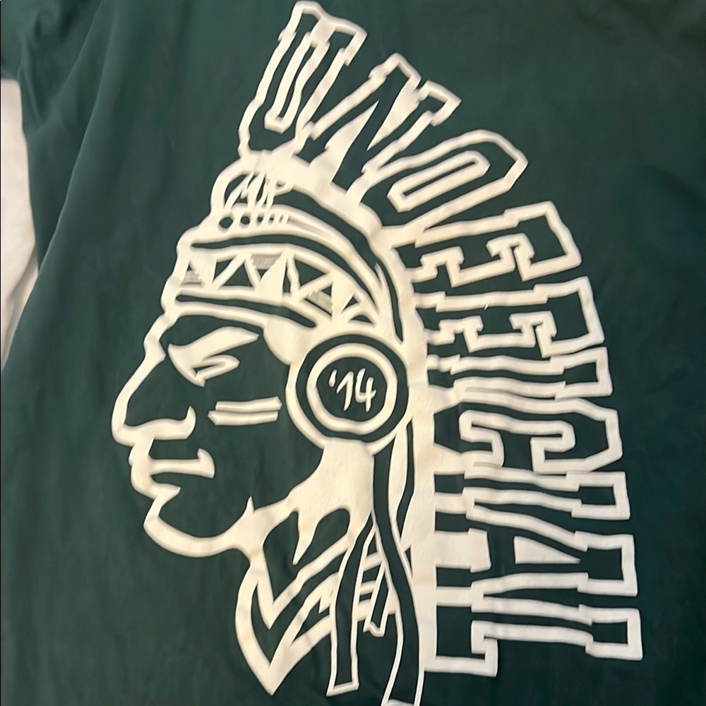 University of Illinois unofficial Sportswear Green and White Tee - Picture 5 of 5